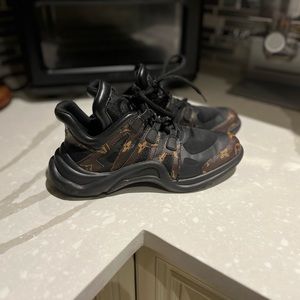 Lv archlight sneakers
